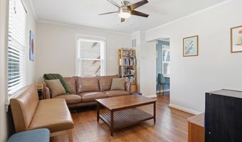 2147 S OAKLAND St, Arlington, VA 22204