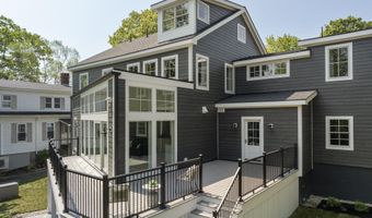 24 Amerescoggin Rd, Falmouth, ME 04105