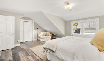 48 Ocean St, Belfast, ME 04915