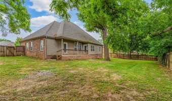2603 SW 8th St, Bentonville, AR 72712
