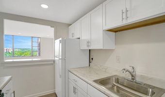 4600 DUKE St 1501, Alexandria, VA 22304