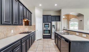 5500 Big River Dr, The Colony, TX 75056