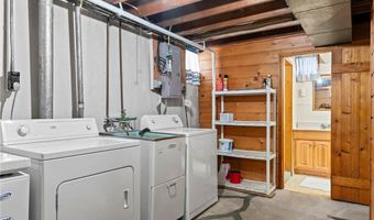 1402 7th St SE, Austin, MN 55912