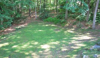43 Camelot Dr, Bedford, NH 03110