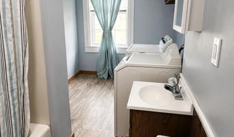 15 Daniels Rd W, Albany, VT 05845