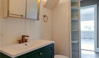 713 N 13 St, Atchison, KS 66002