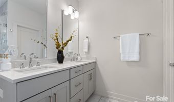 2600 Mason Cir A, Charlotte, NC 28205