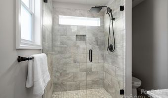 29 Fairview Ave, Asheville, NC 28803