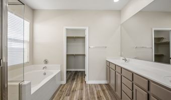 570 McAlister Dr, Bullhead City, AZ 86442
