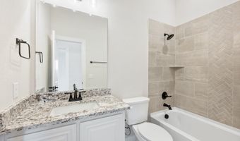 131 Kingfisher Ln, Aledo, TX 76008