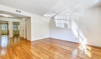 7814 TILBURY St #17, Bethesda, MD 20814
