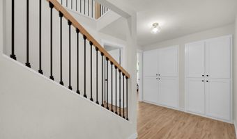 1275 ISLAND St, Springfield, OR 97477