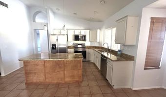 2563 N TAMARISK St, Chandler, AZ 85224