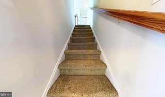 203 CYNWYD Dr, Absecon, NJ 08201