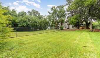 520 Eastwood Park Cir, Albemarle, NC 28001