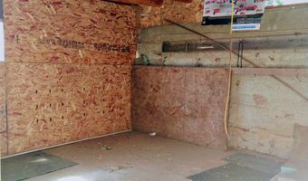 215 N H St, Albion, WA 99163