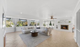 2401 Sunset Dr, Escondido, CA 92025