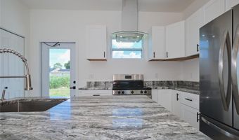 23031 Roundtree Ave, Alva, FL 33920