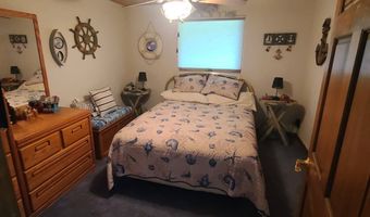742 Solpers Bay Rd, Bottineau, ND 58318