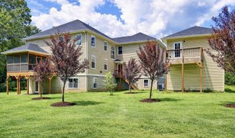 7313 BYRNELEY Ln, Annandale, VA 22003