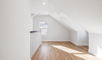 10 Greenwood Ave, Darien, CT 06820