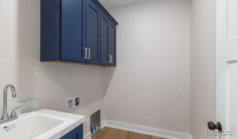 12491 Agate Ct SE, Alto, MI 49302