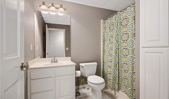 13877 Elkhart Rd, Apple Valley, MN 55124