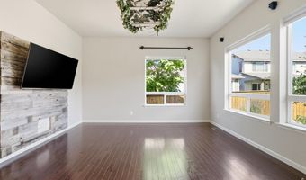 882 Jenny Ln, Berthoud, CO 80513