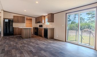 2833 Vancouver Dr, Alford, FL 32420