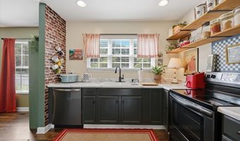 120 Calhoun St, Abbeville, SC 29620