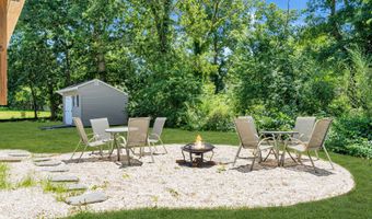 563 Vanderbilt Ave, Bayville, NJ 08721