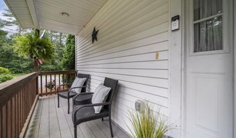 2 Taylor Mill Rd 1, Atkinson, NH 03811