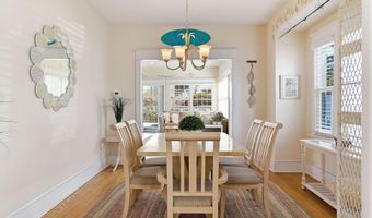 23 5th St, Beach Haven, NJ 08008
