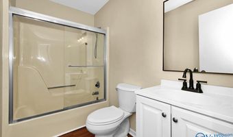 207 Walker Dr SW, Arab, AL 35016