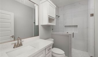 904 Deluxe St, Alamo, TX 78573