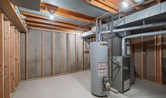 628 Hickory Knoll Ct, Ballwin, MO 63021