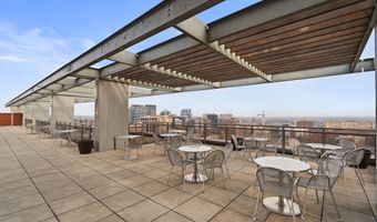2001 15TH St N 813, Arlington, VA 22201