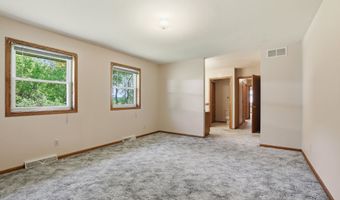 1957 COUNTY ROAD T N, Amherst Junction, WI 54407