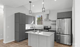 24 Lower Grassy Branch Rd, Asheville, NC 28805