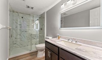 13804 Euclid Ct, Apple Valley, MN 55124