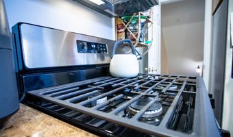 3913 Q St SE, Washington, DC 20020