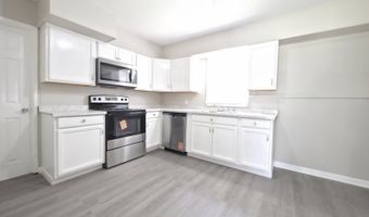 1703 State St, Biloxi, MS 39531