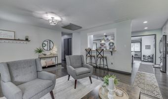 110 N Tresslar Ave, Bargersville, IN 46106