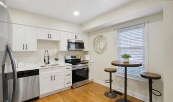3135 14TH St S, Arlington, VA 22204