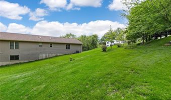114 Therese Ave, Anamosa, IA 52205