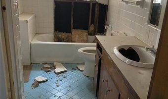 1021 W Main St, Alice, TX 78332