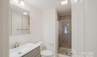 1726 Medford Dr, Charlotte, NC 28205