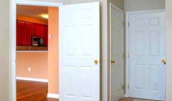 15620 EVERGLADE Ln 403, Bowie, MD 20716