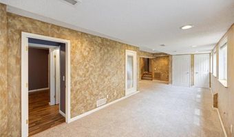 7872 142nd St W, Apple Valley, MN 55124