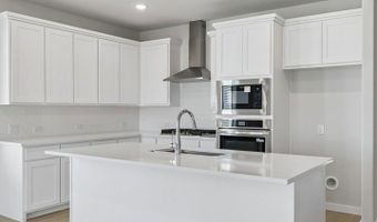 733 Lyft Ln, Aledo, TX 76008